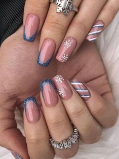 Nail For Christmas, Simple Christmas Nail Designs, Simple Christmas Nail, Simple Christmas Nails, Christmas Nails Ideas, Nail Noel, Nails Festive, Blue Christmas Nails, Snow Nails