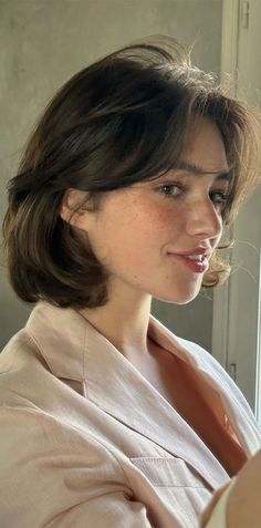 Hair Inspiration Short, Round Face Haircuts, Short Hair With Bangs, Short Hair Haircuts, Bob Haircut, Cut My Hair, Short Haircuts, Short Hair Cuts For Women, Short Hairstyles For Women