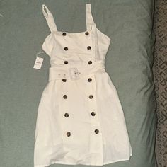 Great Condition Belt Is Removable Zipper On Side Straps Are Adjustable Chic White Mini Dress From Forever 21, Chic White Forever 21 Mini Dress, Chic White Mini Dress By Forever 21, Forever 21 White Mini Dress For Day Out, White Forever 21 Mini Dress For Day Out, Black Ribbed Dress, White Cut Out Dress, Midi Gowns, Boho Sundress