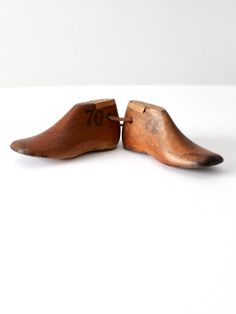 antique children's shoe forms, wooden cobbler's foot lasts Julia Brown, Leather Tie, Shoe Last, Bow Back, Vintage Clothing Online, Vintage Tools, Childrens Shoes, Cobbler, Etsy Fashion