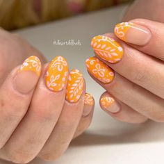 Fall Vibe Nail Designs, Summer Transition Nails, Summer To Fall Transition Nails Short, Early Autumn Nails, Short Fun Nails, Summer To Fall Transition Nails, Late Summer Early Fall Nails, Late Summer Nail Ideas, Fall Transition Nails