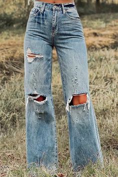 Ripped Wide Leg Jeans, Casual Country Outfits, Western Wear Outfits, Cute Country Outfits, Looks Country, Cute Jeans, Simple Trendy Outfits, Cute Everyday Outfits