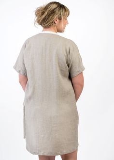 Short linen kimono robe for women with short sleeves. It is really cozy, but also flattering - this robe is a great treat for yourself, but it could be a great gift for your loved ones too. These linen dressing gowns are made by hand from pure natural linen fabric with contrast trim. Stonewashed linen fabric feels amazing on the skin and white details make it look luxurious! FEATURES: Lightweight linen fabric (170 gsm) Contrast color trim Short kimono sleeves Double closure with ties Oeko-Tex ce Relaxed Fit Kimono For Sleep, Casual Short Sleeve Kimono For Loungewear, Linen Dressing Gown, Robe For Women, Linen Kimono, Dressing Gowns, Natural Linen Fabric, White Details, Kimono Sleeves