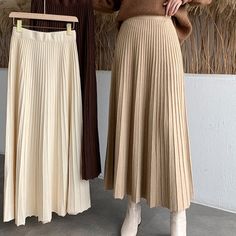 Brand Name: HnewlySilhouette: A-LINEMaterial: AcrylicMaterial: PolyesterOrigin: CN(Origin)Waistline: empirePattern Type: SolidDresses Length: Mid-CalfAge: Ages 18-35 Years OldFabric Type: KnittedGender: WOMENStyle: Office Lady Long Midi Skirt, Pleats Pattern, Knitted Skirt, Nature Dress, Knit Maxi Skirt, Womens Maxi Skirts, Long Skirts For Women, Korean Fashion Women, Knitwear Fashion