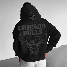 Fashion Outerwear, Mens Trendy Outfits, Letter Print Hoodie, Nba Season, Black Men Fashion, Long Sleeve Tees Women, Sneakers Men Fashion, Mens Basketball