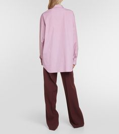 Attica oversized cotton poplin shirt in pink - The Row | Mytheresa Oversized Poplin Shirt, High Fashion Runway, Oversized Button Down Shirt, Fitness Gear, Cotton Poplin Shirt, Oversized Top, Poplin Shirt, Pink Shirt, Red Fashion