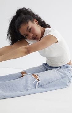 PacSun denim is back with a classic this season — the Casey Light Indigo Ripped Low Rise Baggy Jeans! These super cute Y2K-inspired jeans sit low on the waist and feature an ultra-slouchy relaxed leg, a light blue wash, and ripped details at the knees for some added edge. They're made with sustainably sourced cotton for an eco-friendly update.


	Model is wearing a size 26
	Model measurements: 5’7.5” height, 30.5” bust, 23.5” waist, 36” hips


Learn more about PacSun eco items Everyday Denim Cutoff Tops, Fitted Cutoff Casual Jeans, Casual Fitted Cutoff Jeans, Low Rise Baggy Jeans, Jeans Pacsun, Baggy Jeans, Model Measurements, Pacsun, Low Rise