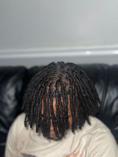 Retwist No Style, 2 Strand Starter Locs Men, Men Starter Locs Styles, No Middle Part Locs, Locks On Men, Thick Dreads Styles For Men, Small Locs Men, Locs Men Styles Black Man, Men Starter Locs