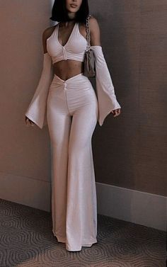 Gowns Elegant, Gowns Prom, Ball Gowns Evening, Gowns Wedding, White Outfit, Ball Gowns Prom, Ball Gown Dresses, Really Cute Outfits, Teenage Fashion Outfits