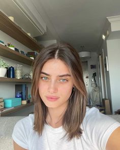 Collarbone Length Hair, Straight Hair Cuts, Short Straight Hair, Taylor Hill, Mid Length Hair, Short Hair Haircuts, Cut My Hair, Medium Hair Cuts