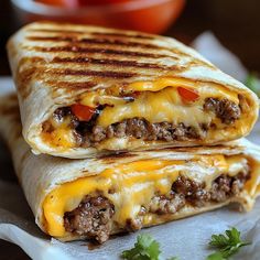 Delicious Grilled Cheeseburger Wraps: Quick & Easy Recipe! Dinner With Tortilla Wraps, Dinner Ideas With Wraps, Things To Make With Tortilla Wraps, Best Wraps For Dinner, Tortilla Wrap Dinner Ideas, Recipes For Tortillas Wraps, Stuff To Make With Tortillas, Fun Quesadilla Recipes, Wraps Recipes Turkey