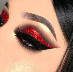 Black And Red Makeup, Black Makeup Looks, Red Makeup Looks, Quinceanera Makeup, Red Eye Makeup, Glitter Makeup Looks, Drag Make-up, Birthday Makeup