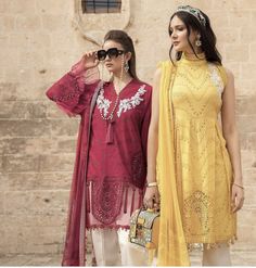 Embroidery Sleeves, Chiffon Embroidery, Latest Pakistani Dresses, Pakistani Street Style, Pakistani Designer Suits