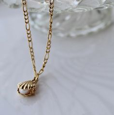 14K Gold Seashell Clam With Pearl Necklace 14k Gold Open - Etsy Clam With Pearl, Gold Shell Necklace, Gold Initial Pendant, Pearl Charm Necklace, Seashell Pendants, Buying Gold, Necklace Pearl, Jewelry Lookbook, Gold Gift