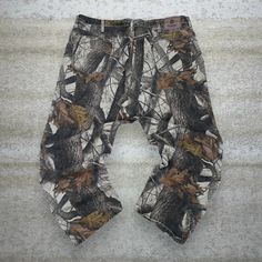 Vintage Wrangler Real Tree Hunting Camo Jeans Double Knees Baggy Fit Crazy Woodland Pattern 90s Skate / Streetwear Great Condition: 9/10 Men's Size:  Waist: 42" Length (inseam): 30" Leg Opening: 9" Thigh Opening: 15" Front Rise: 15" Camouflage Cotton Jeans For Fall, Casual Camouflage Jeans For Fall, Rugged Relaxed Fit Bottoms For Fall, Casual Jeans For Fall Outdoor Activities, Casual Jeans For Outdoor Fall Activities, Casual Fall Jeans For Outdoor Activities, Casual Jeans For Outdoor Fall Events, Cotton Jeans For Outdoor Fall Activities, Fall Cotton Jeans For Outdoor