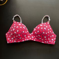 Nwt Lightly Lined Wireless T-Shirt Bra Red Heart Print Make A Bundle And Save! T Shirt Bra, Heart Print, Victoria’s Secret, Red Heart, Women's Intimates, Print Making, Bra, Red, Pink