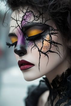 Unique Halloween Makeup, Maquillage Halloween Simple, Halloween Makeup Witch, Creative Halloween Makeup, Holloween Makeup, Creepy Halloween Makeup, Halloween Eye Makeup, Witch Makeup, Halloween Makeup Inspiration