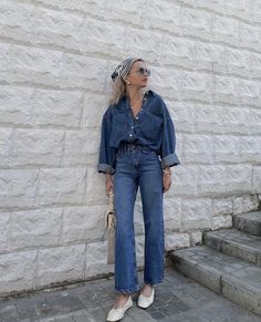 Rocker Street Style, Blue Jean Shirt Outfits, Denim Shirt Outfit Ideas, Spring Jeans Outfit, Checked Shirt Outfit, Jean Top Outfits