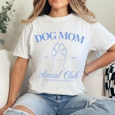 Are you looking for the perfect dog lover tshirt?  This design is the latest trend for Summer 2024. Why not have your own customized Dog Mom Social Club Tshirt?  Let me help you personalize this Dog Mom Tshirt for you or to give as a gift to someone special.   Your design will be printed on a Comfort Colors 1717 tshirt.    ORDER INSTRUCTIONS  1.  Check and review all listing photos. 2.  Choose the size and color of tshirt from drop down menus. 3.  Fill in the personalization box in detail. Dog Mom Merch, Pet Tshirt Design, Tshirt Trends 2024, Tshirt Print Ideas Graphic Tees Shirt Designs, Dog Tshirt Ideas, Dog Mom Clothes, Dog Boutique Ideas, Dog Owner Gifts, Club Tshirt