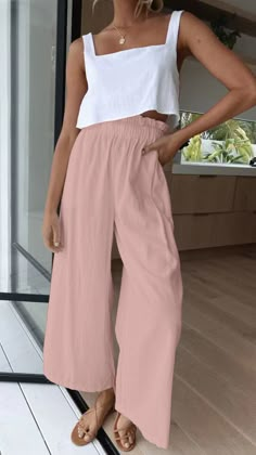 Celana Fashion, Look Boho Chic, Linen Wide Leg Pants, Linen Pattern, High Waist Wide Leg Pants, Basic Fit, Pants Loose, Wide Leg Linen Pants, Style Basic