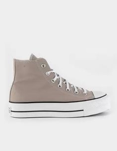 Women's Streetwear Apparel | Tillys Trending Shoes Fall 2024, Trendy Shoes For Women Casual, Womens Fall Shoes, Trending Shoes For Women, Sandals Ideas, Shoes Trending, Wildflower Drawing, Church's Shoes, Christmas Lists