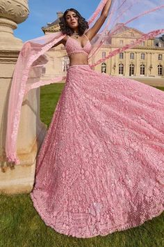 Shop for Seema Gujral Pink Net Sequin And Bead Embroidered Lehenga Set for Women Online at Aza Fashions Indian Prom Dresses, Pink Bridal Lehenga, Sequin Lehenga, Seema Gujral, Net Embroidery, Floral Lehenga, Random Fashion, Crystal Embroidery, Net Lehenga