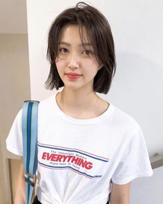 Korean Short Hairstyle, Adventure Music, Music Instagram, Hairstyle Inspo, Queen Hair