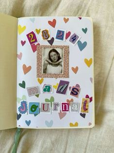 My Life Scrapbook Ideas, Scrapbook Journal Memories, Letter Scrapbook Ideas, Junk Journal Scrapbook Ideas, Memory Junk Journal, Birthday Junk Journal, Back To School Journal Ideas, Journal Starting Page Ideas, Journal Dump Ideas