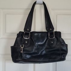 Like New Condition Fossil Bags, Fossil, Like New, Bag Lady, Handbags, Shoulder Bag, Women Shopping, How To Wear, Black