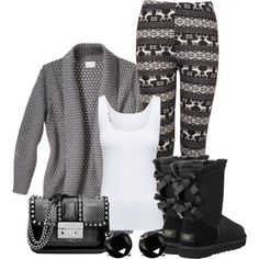 Leggings Outfit With Boots, Outfits With Black Uggs, Polyvore Outfits Fall, Outfits Uggs, Printed Leggings Outfit, Outfit With Boots, Vinter Mode Outfits, Uggs Black, Ugg Boots Outlets