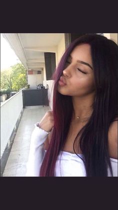 Black Hair Pale Skin, Images Hello Kitty, Black Hair Balayage, Short Dark Hair, Cute Makeup Looks, Hair Stylies, Hair Inspo Color