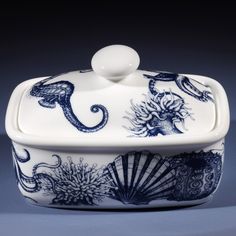 Butter dish in our Classic range,with seahorses,shells,octopus and other sea themed designs all over the base and the lid Navy Illustration, Pottery Butter Dish, Sea Anemones, Quilted Curtains, Woolen Throw, Classic Art Prints, China Products, Block Print Quilt