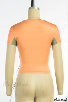 Olivia Mark - Elegante camiseta con estampado callejero de parches, cuello en O y accesorios metálicos en un moderno tono naranja Summer Color Block Crew Neck T-shirt, Spring Color Block Short Sleeve T-shirt, Color Block Short Sleeve Stretch T-shirt, Stretch Color Block Short Sleeve T-shirt, Casual Fitted Color Block T-shirt, Fitted Color Block Short Sleeve Top, Color Block Short Sleeve T-shirt For Summer, Summer Color Block T-shirt With Crew Neck, Sporty Fitted Color Block T-shirt