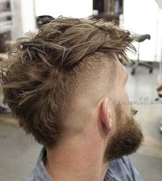 Beard And Haircut, Men Mohawk, Modern Mens Haircuts, Short Hair With Beard, Mohawk Hairstyles Men, Pompadour Hairstyle, Mens Hairstyles Thick Hair, Modern Haircuts, Faded Hair