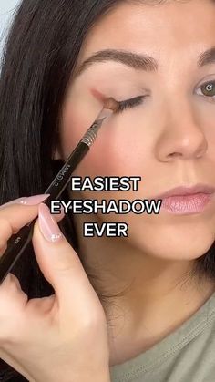 Eyeshadow Map, How To Apply Eyeshadow For Beginners, Clinique Makeup Tutorial, Easy Eye Shadow, How To Do Eyeshadow, Eye Shadow Application, Eyeshadow Application, Easy Eye Makeup