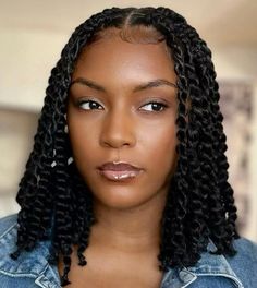 Long Braided Bob with Passion Twist Braids Matrix Hairstyle, Hairstyles Reference, Tan Skin Blonde Hair, Hair Colorful, Passion Twists, African Hair Braiding Styles