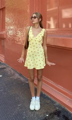 Quoi Porter, Europe Outfits, Italy Outfits, New City, Looks Vintage, Style Guide, Spring Summer Outfits, Outfits Casuales, Cruise Ship