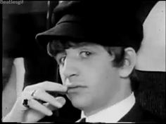 giphy.gif (320×240) Cute Ringo Starr, Ringo Starr Mustache, Ringo Starr Gif, Ringo Starr Blue Eyes, Ringo Starr Help Movie, Beatles Funny