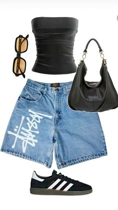 Tiktok: f4shi0nguide Jorts Womens Fit Y2k, Jorts Outfit Women’s Streetwear, Swaggy Outfits Summer, Jorts Outfit Women’s, Street Style Outfits Casual, Looks Street Style, Streetwear Fashion Women