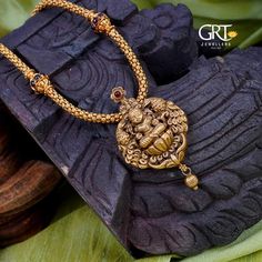 Grt Jewellers, Latest Indian Jewellery, Kalyan Jewellers, Creativity Ideas, Minimal Jewellery, Antique Necklaces Design, Antique Gold Jewelry Indian, Jewellery Diamond, Gold Jewelry Simple Necklace