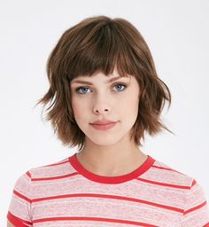 Short and textured Bob Hairstyle Ideas, Bangs With Medium Hair, Short Hair With Bangs, Volume Hair, Grunge Hair, Bob Hairstyle