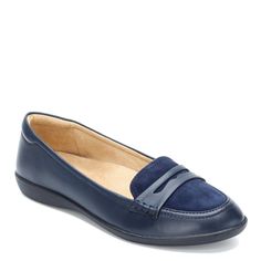 Naturalizer Leather Loafer. New. Blue Slip-on Moccasins For Work, Blue Slip-on Moccasins For Business Casual, Blue Classic Flats For Work, Classic Blue Flats For Work, Classic Blue Flats For Workwear, Blue Round Toe Slip-ons For Work, Blue Slip-on Loafers For Office, Blue Casual Flats With Ortholite Insole, Blue Slip-on Loafers For Business Casual