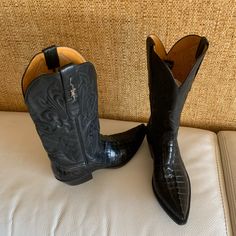 “ Stallion “ Rare Women’s Limited Edition Real Crocodile Leather Boots. Size 7.5. Exclusively Custome Made Handcrafted In Only One Version Black Cowboy Western Boots .Real Alligator Leather Upper, Leather Sole, Leather Inner Lining. Like New. Has Been Wore Only One Time On Few Hours. Leather Boots With Crocodile Pattern For Formal Occasions, Luxury Snip Toe Boots With Crocodile Pattern, Luxury Crocodile Pattern Snip Toe Boots, Luxury Boots With Leather Lining And Snip Toe, Luxury Snip Toe Boots With Leather Lining, Formal Crocodile Pattern Snip Toe Boots, Classic Snip Toe Boots With Crocodile Pattern, Classic Boots With Crocodile Pattern And Snip Toe, Western Formal Boots With Crocodile Pattern