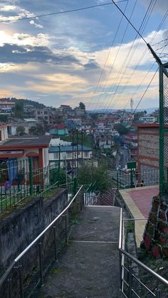 sky Shillong Meghalaya Aesthetic, Shillong Photography, Shillong Aesthetic, Shillong Meghalaya, Aesthetic Highlights, Sinchan Wallpaper, Night Club Aesthetic, Mountains Aesthetic, Black Canvas Paintings