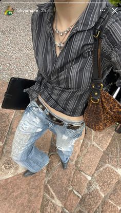 70s Grunge, Dior Aesthetic, Dope Fits, Fashion Board, Aesthetic Grunge, College Outfits, Y2k Fashion