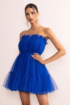 Robe mini plissée en tulle bleu cobalt à volants et à volants Aella – Club L London – USA Elegant Royal Blue Mini Dress For Prom, Royal Blue Mini Dress For Prom, Tulle Mini Dress For Gala, Gala Tulle Mini Dress, Gala Mini Tulle Dress, Blue Strapless Ruffled Party Dress, Blue Ruffled Strapless Party Dress, Blue Tulle Mini Dress For Spring, Blue Tulle Mini Dress For Wedding