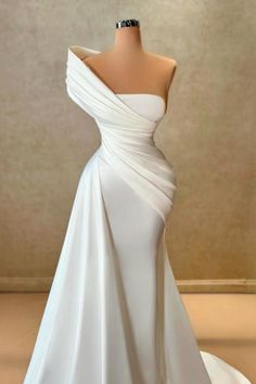 This stunning wedding dress features a sleek one shoulder design with a mermaid silhouette, crafted from luxurious satin material. The sleeveless style adds a touch of femininity, perfect for any bride looking for a simple yet elegant look on her special day. Feel confident and beautiful in this timeless piece. Cheap Formal Dresses, Bodycon Evening Dress, White Mermaid, Affordable Bridesmaid Dresses, Modest Bridesmaid Dresses, Cheap Evening Dresses, Long Sleeve Prom, Evening Dresses Short, Formal Dresses Short