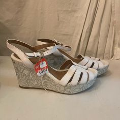 Clarks White Wedge Sandals With Silver Floral Design On 3” Wedge Heel Size 9.5 Nwt Hot Pink Wedges, Pink Wedge Sandals, Lace Up Wedge Sandals, White Wedge Sandals, Black Wedge Shoes, Pink Wedges, Platform Wedges Shoes, Pearl Sandals, White Wedges