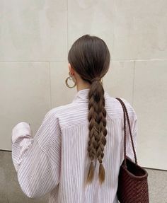 Chloe Hayward, Hairstyles Aesthetic, Instagram London, Curly Hair Tips, Hair Envy, 가을 패션