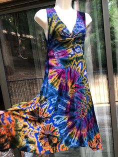 "Vintage tie dye summer dress. Size medium - stretchy.  Measurements taken across front laid flat 15\" across front armpit to armpit - stretches to 21\" 14\" across waist  21\" across hips 37\" total length shoulder to bottom" Stretchy Multicolor Maxi Dress For Summer, Colorful Fitted Bohemian Maxi Dress, Tie Dye Fitted V-neck Dress, Fitted Tie Dye V-neck Dress, Tie-dye Fitted V-neck Dress, Fitted Tie Dye Dress For Vacation, Stretch Tie Dye Summer Dress, Fitted Tie Dye Maxi Dress For Beach, Fitted Tie-dye Maxi Dress For The Beach